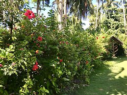 Ilakai Hostel - Adults Only