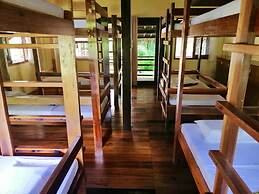 Ilakai Hostel - Adults Only