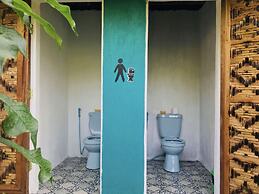 Ilakai Hostel - Adults Only