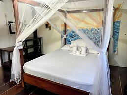 Ilakai Hostel - Adults Only