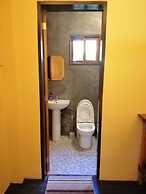 Ilakai Hostel - Adults Only