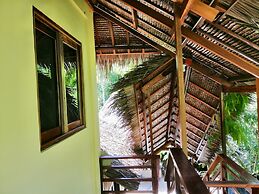 Ilakai Hostel - Adults Only