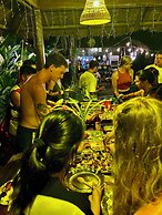 Ilakai Hostel - Adults Only