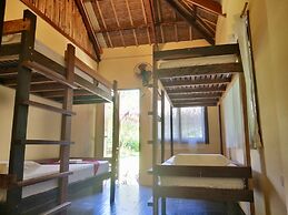 Ilakai Hostel - Adults Only