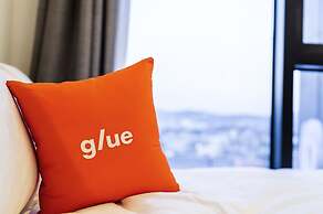 glue Hotel