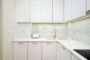 The Fancy Philosopher Apartment