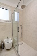 The Fancy Philosopher Apartment