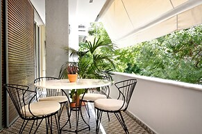 The Fancy Philosopher Apartment