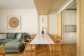 The Fancy Philosopher Apartment