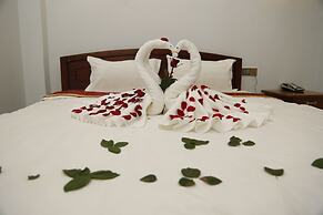 Mandalar May One Hotel