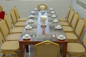 Mandalar May One Hotel