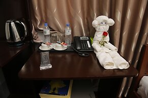 Mandalar May One Hotel