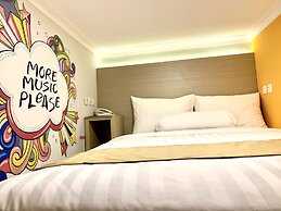 Front One Cabin Sunter