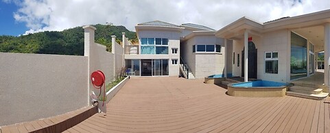 Amanda Luxury Villa