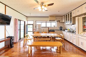 Green Beach le Island