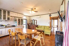 Green Beach le Island