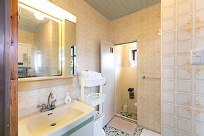 Green Beach le Island