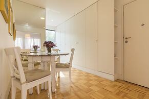 Garden House in Alvalade