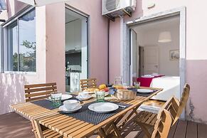 Garden House in Alvalade