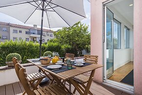 Garden House in Alvalade