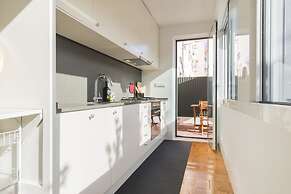 Garden House in Alvalade