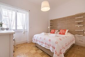 Garden House in Alvalade