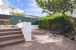 Garden House in Alvalade