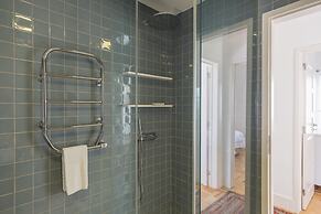 Garden House in Alvalade