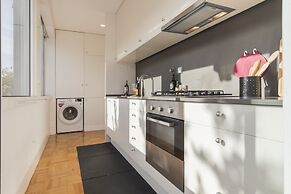 Garden House in Alvalade