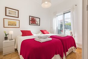 Garden House in Alvalade