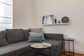 Sunny & Quiet Lisbon Apartment