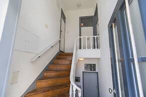 Sunny & Quiet Lisbon Apartment