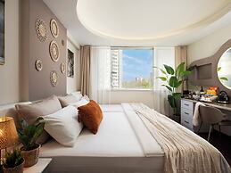 IS Hotel