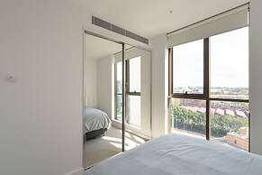 Modern Apartment in Darling Harbour