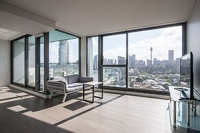 Modern 2 Bedroom Potts Point Apartment