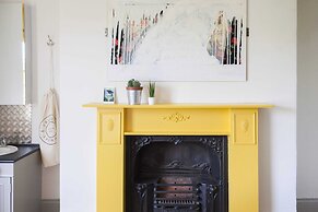 Higgihaus at Hampton Whole House 6 Bed