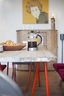 Higgihaus at Hampton Whole House 6 Bed