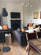 Higgihaus at Hampton Whole House 6 Bed