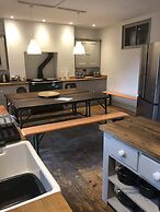 Higgihaus at Hampton Whole House 6 Bed