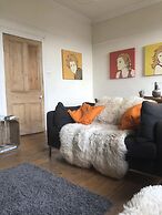 Higgihaus at Hampton Whole House 6 Bed