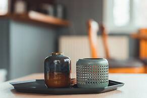 Eyja Mörk & Bubble Bedroom