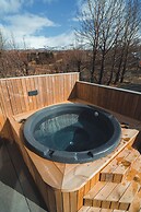 Eyja Mörk & Bubble Bedroom