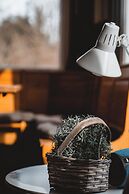 Eyja Mörk & Bubble Bedroom