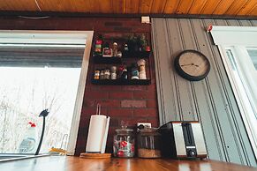 Eyja Mörk & Bubble Bedroom