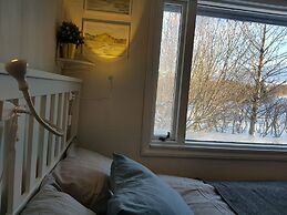 Eyja Mörk & Bubble Bedroom