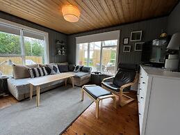 Eyja Mörk & Bubble Bedroom