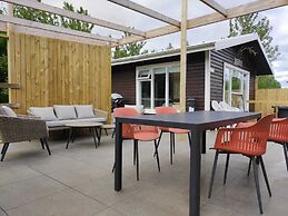 Eyja Mörk & Bubble Bedroom