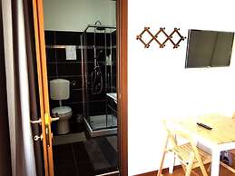 Romantic-trip Di Geliwen