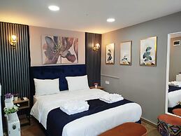 Emirhan Guest House & Suites