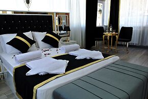 Emirhan Guest House & Suites